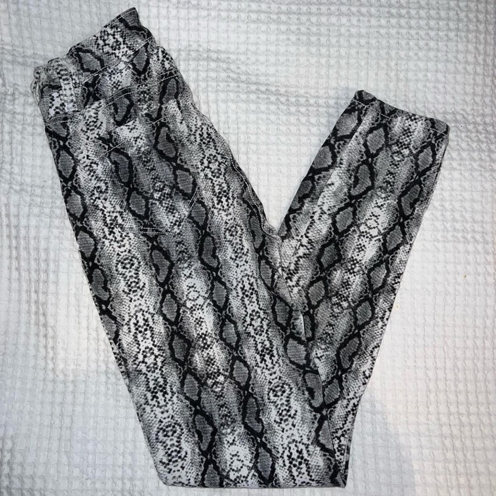 Fashion Nova Snakeprint skinny jeans